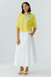 Scarf with attractive lemon print