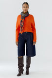 Large scarf with floral gobelin print
