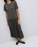 Khaki dress with pleats