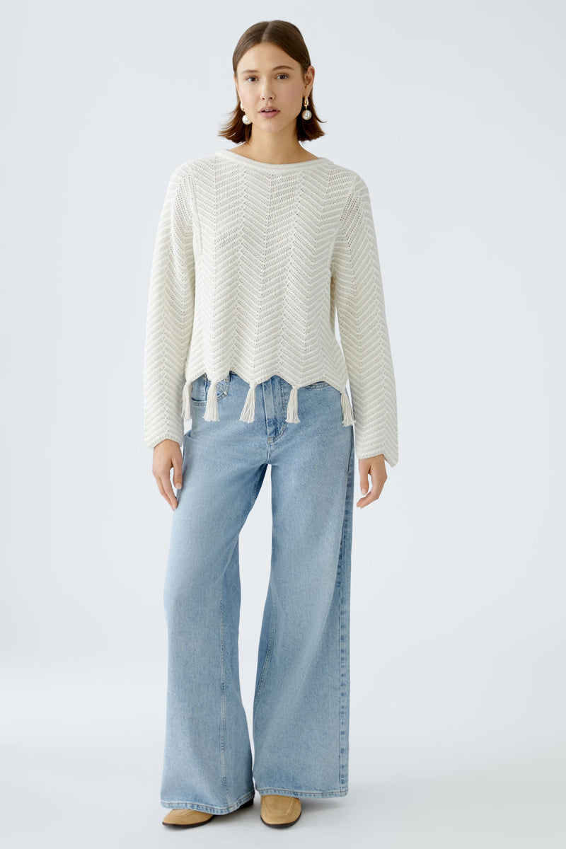Knitted sweater in 3D look