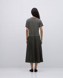 Khaki dress with pleats