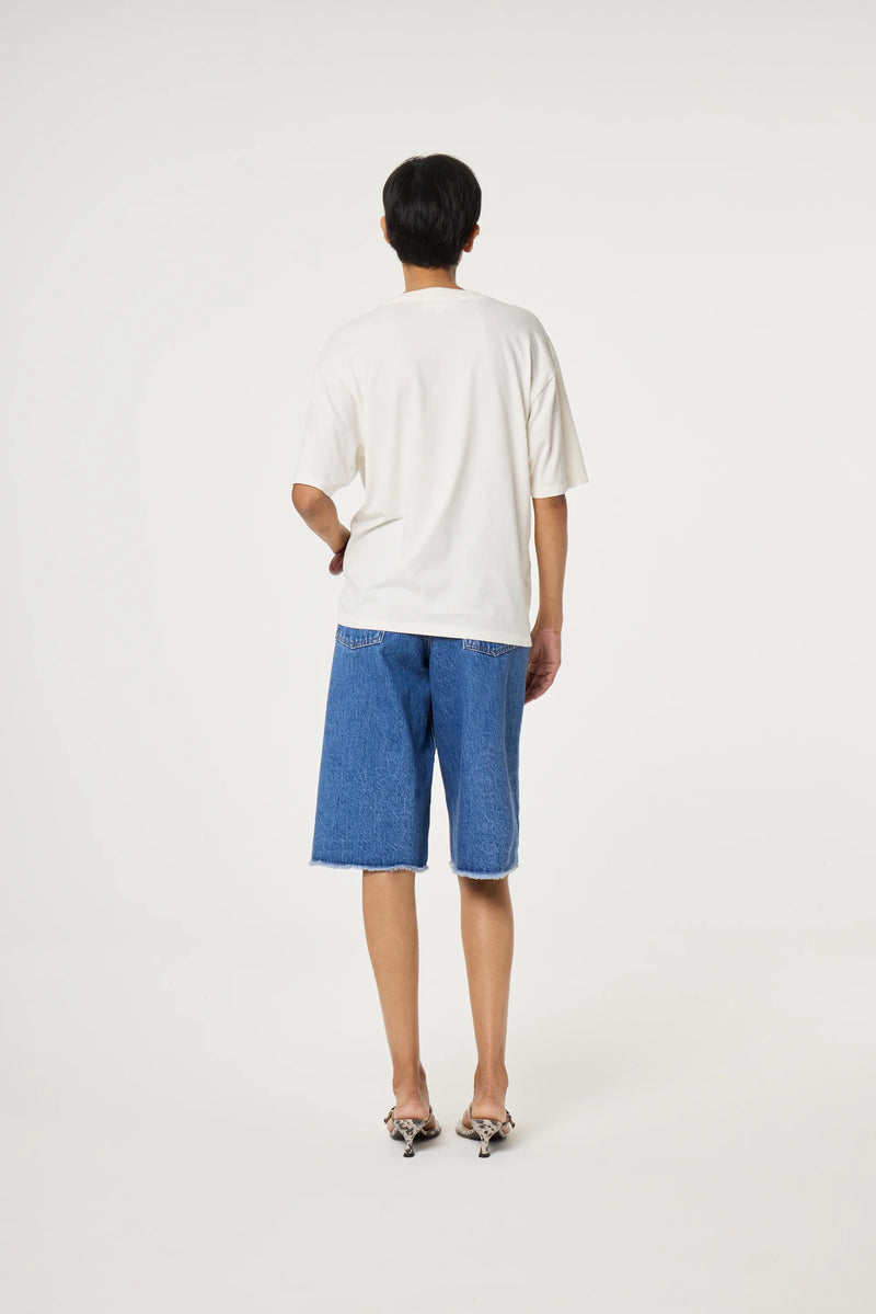 Cream Tshirt with seaside motif