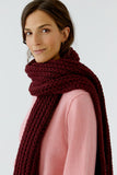 burgundy knit scarf