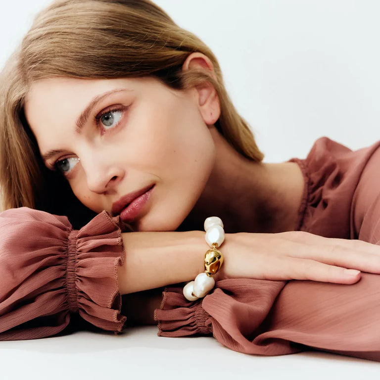 Vanessa Baroni Gold& Pearl Bracelet