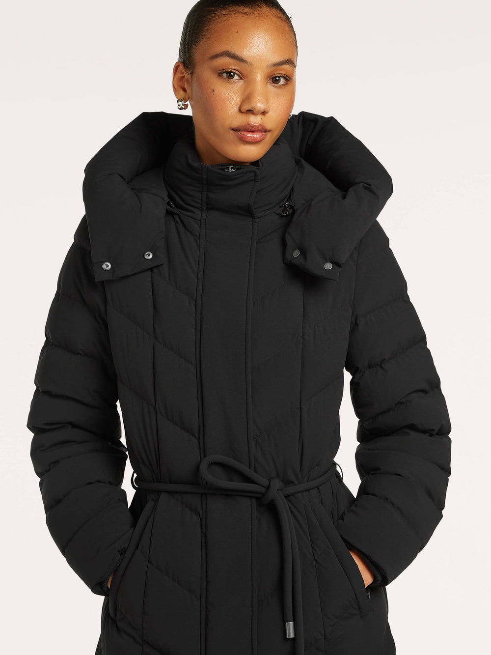 VALEA Long Black Coat