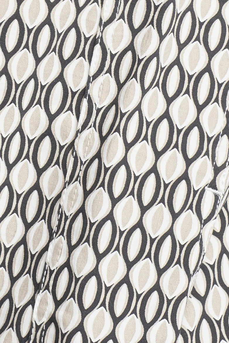 Casual jacket in taupe/black/white oval pattern