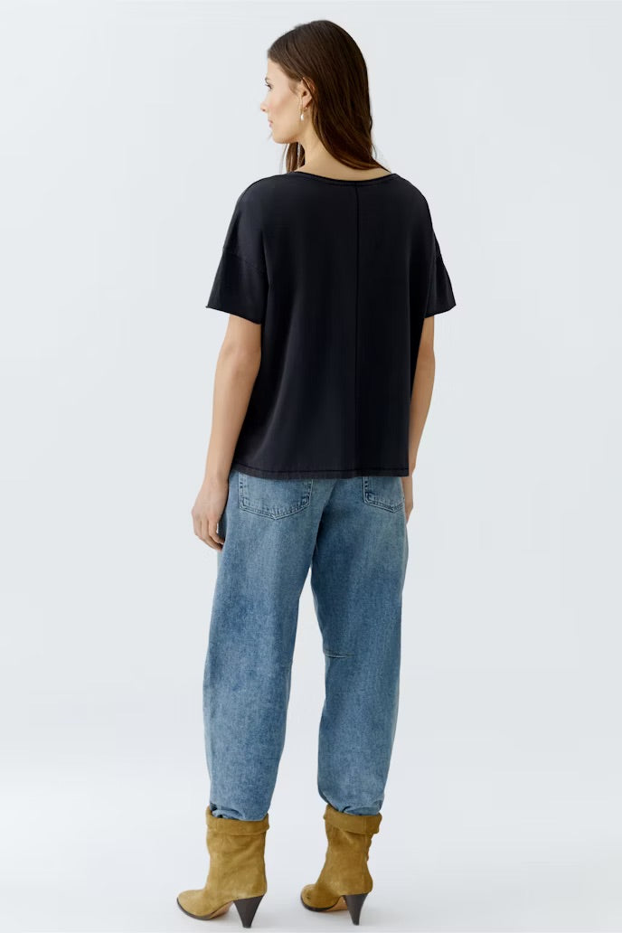 Low T-shirt in washed out black