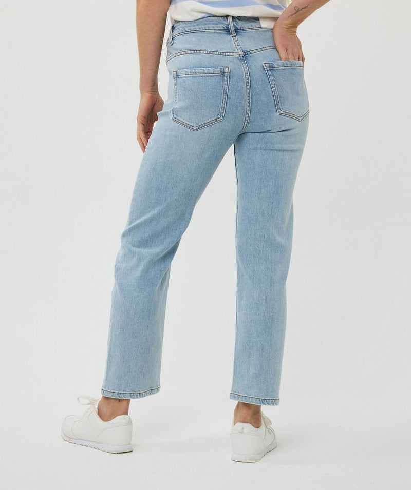 Light denim with embroidered pocket