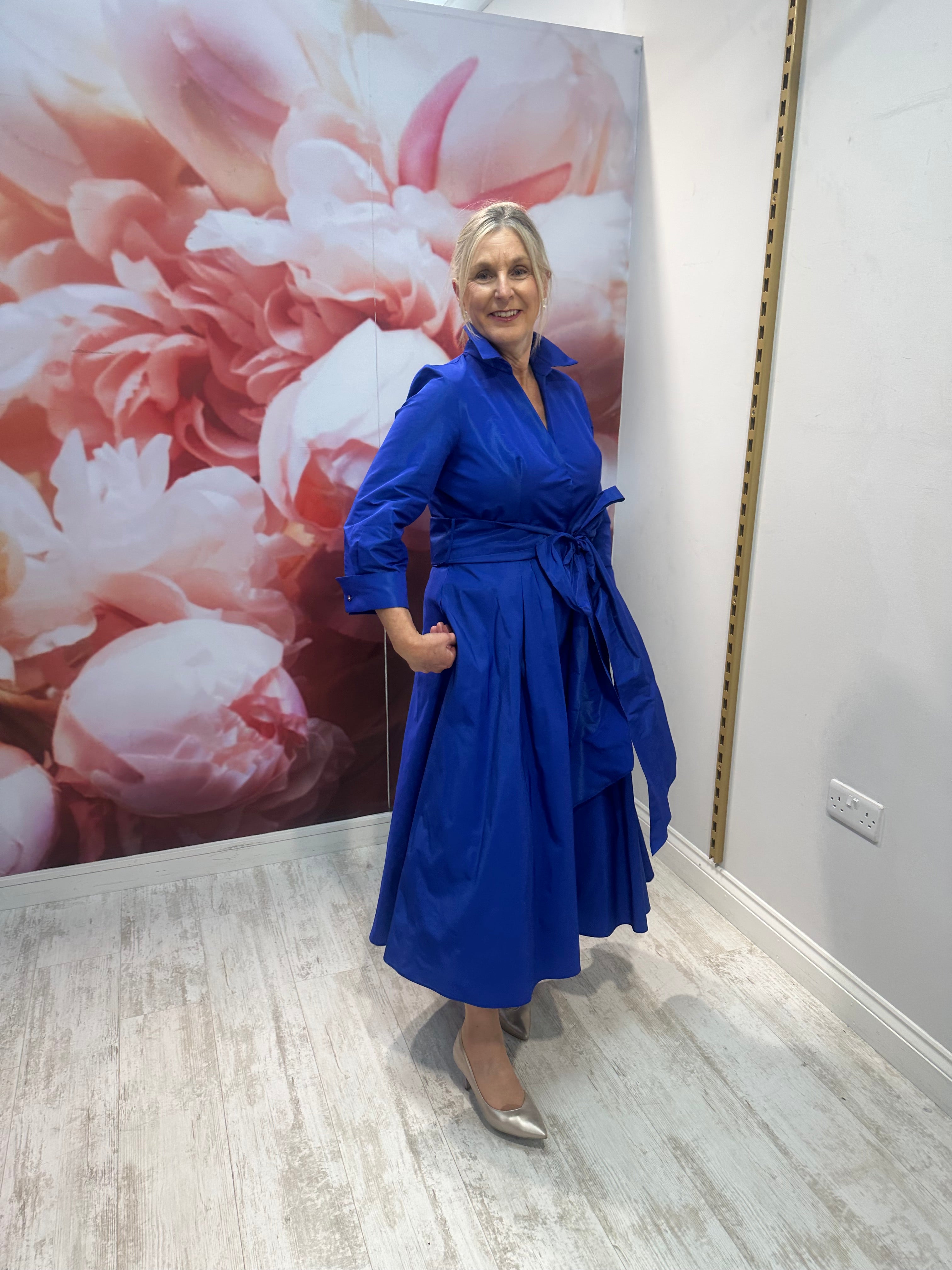 Taffeta dress in cobalt blue