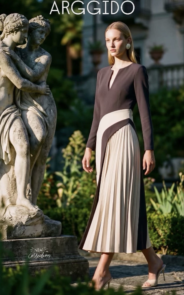 Bicolour pleated dress in black and cream