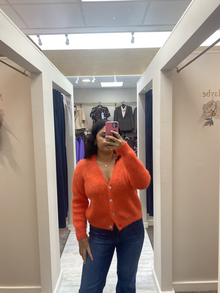 Malia Cardi in Fire