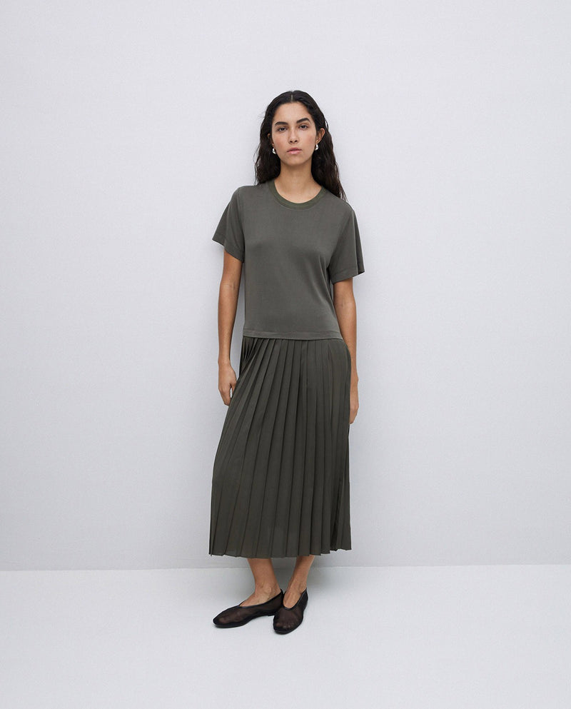 Khaki dress with pleats