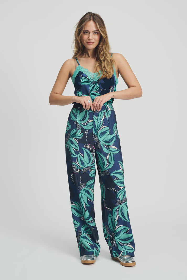 Delicacy green Trouser