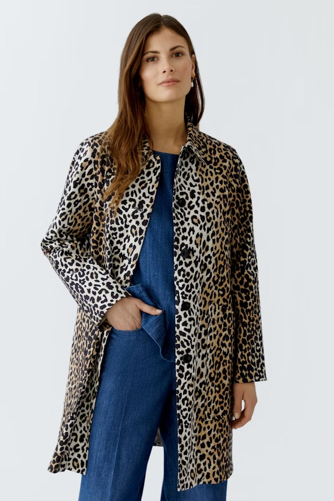 Car coat with all-over Leo print