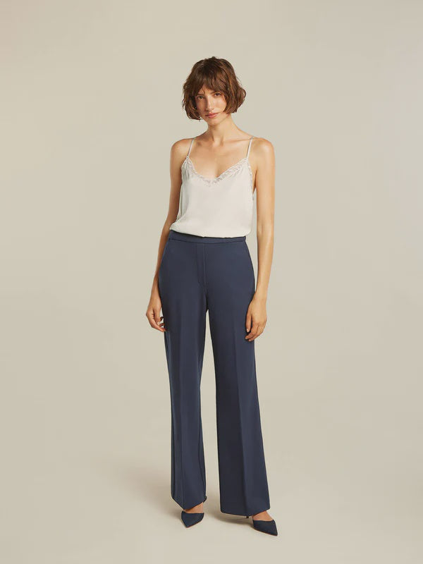 Wide navy trousers in comfortable jersey