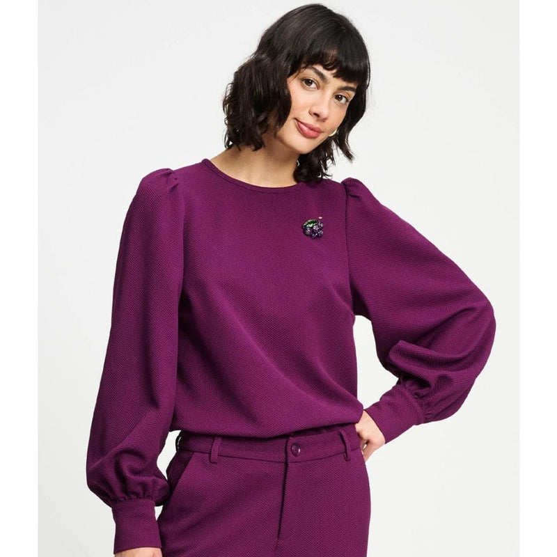 Pom Plum Top