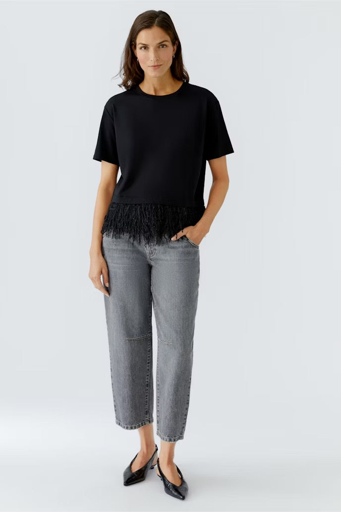 Black T-shirt with extravagant fringe hem