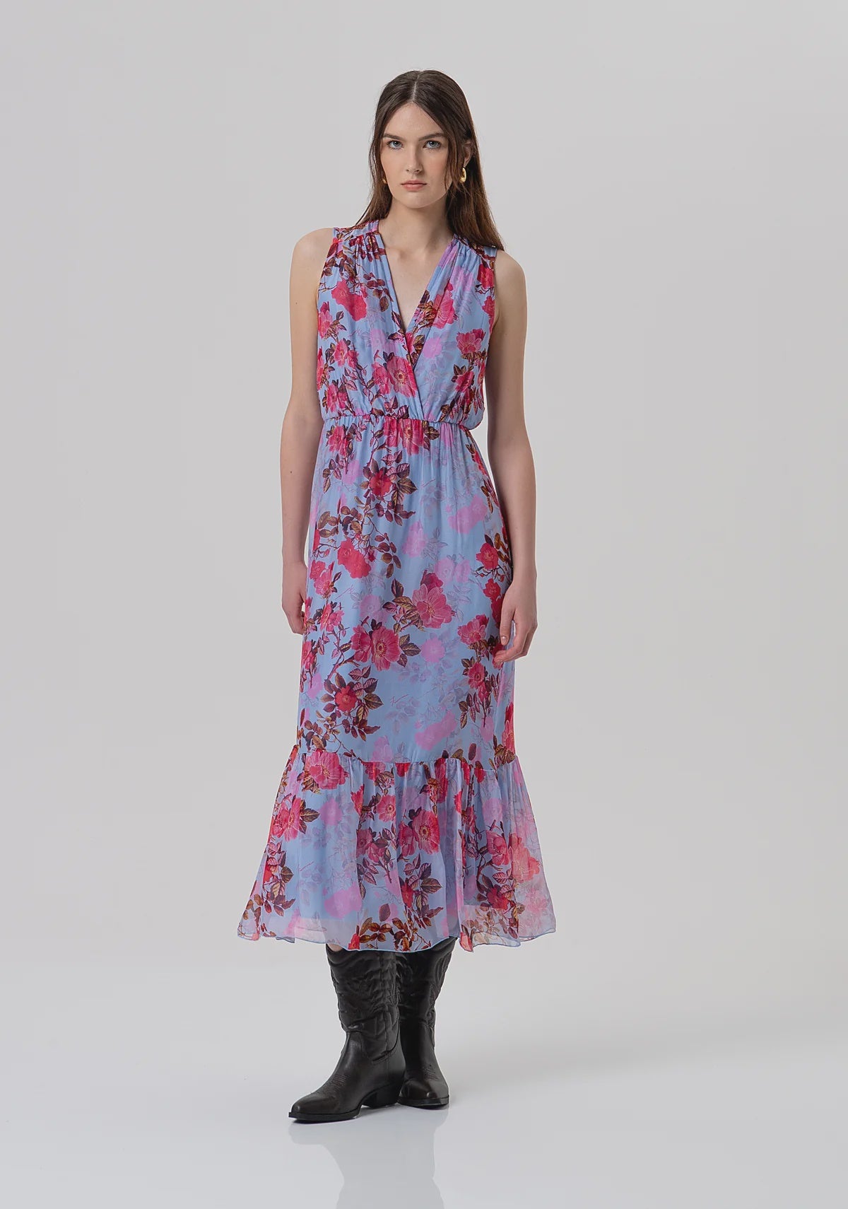 Long tank dress in light blue with cherry blossom pattern