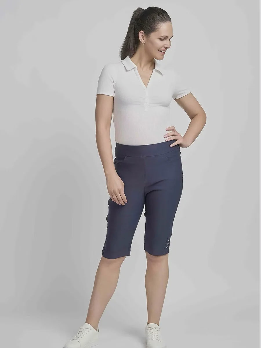 Pinns Bermudas with eyelets in navy