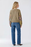 Pullover with colorful floral embroidery