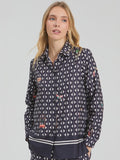 Long sleeve shirt with a geometric print in navy and white