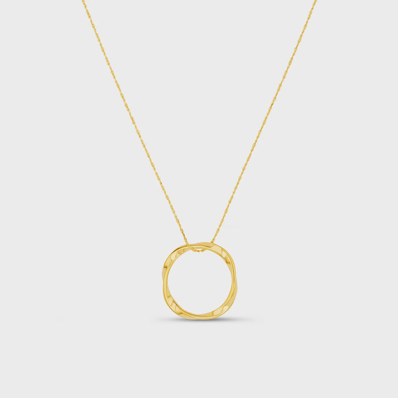 Open circle mid length necklace