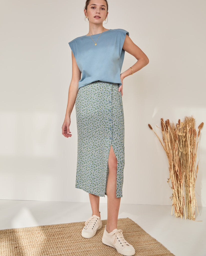 Skirt with Blue and Camel Flowers