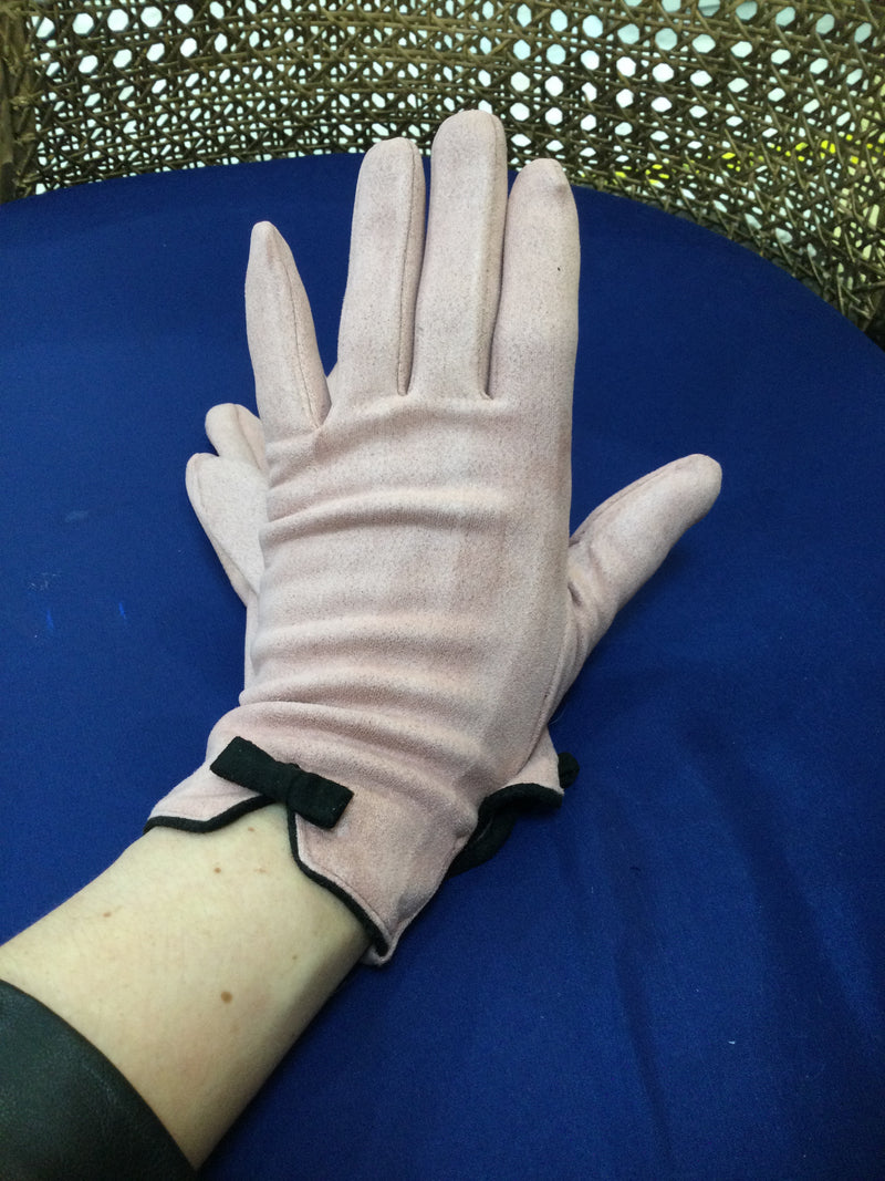 Pink Gloves with Bow