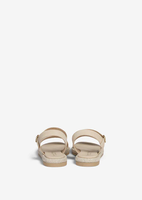 Leather Sandals with Bast Strap