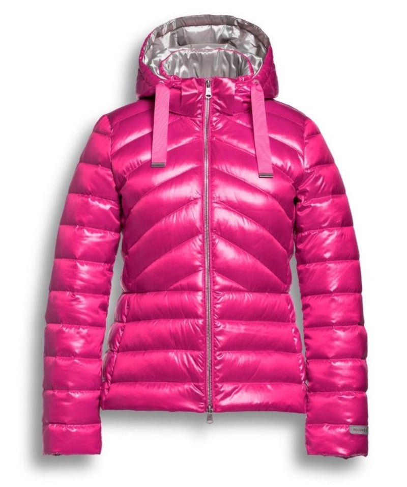 Light Weight Hooded Jacket in Magenta