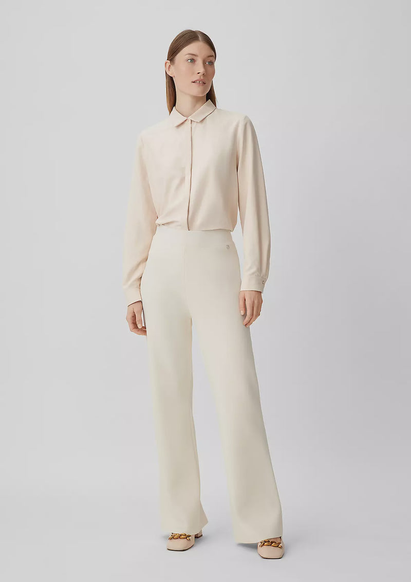Knitted flared trouser in ecru