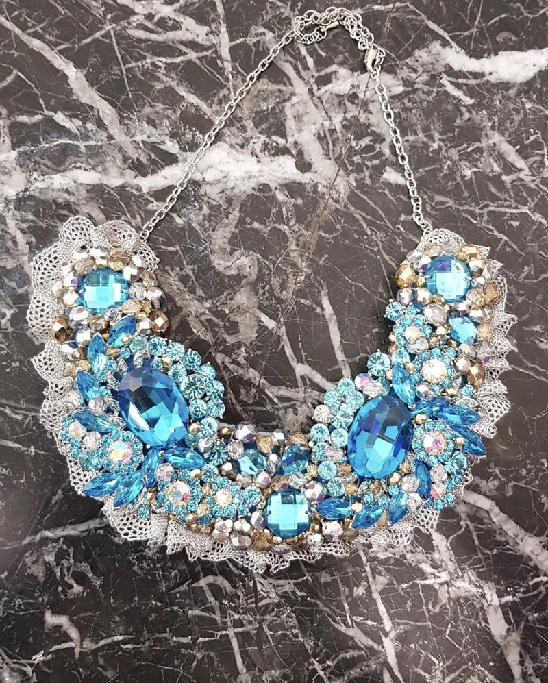 Small Collar - Aqua & Silver with Silver Lace