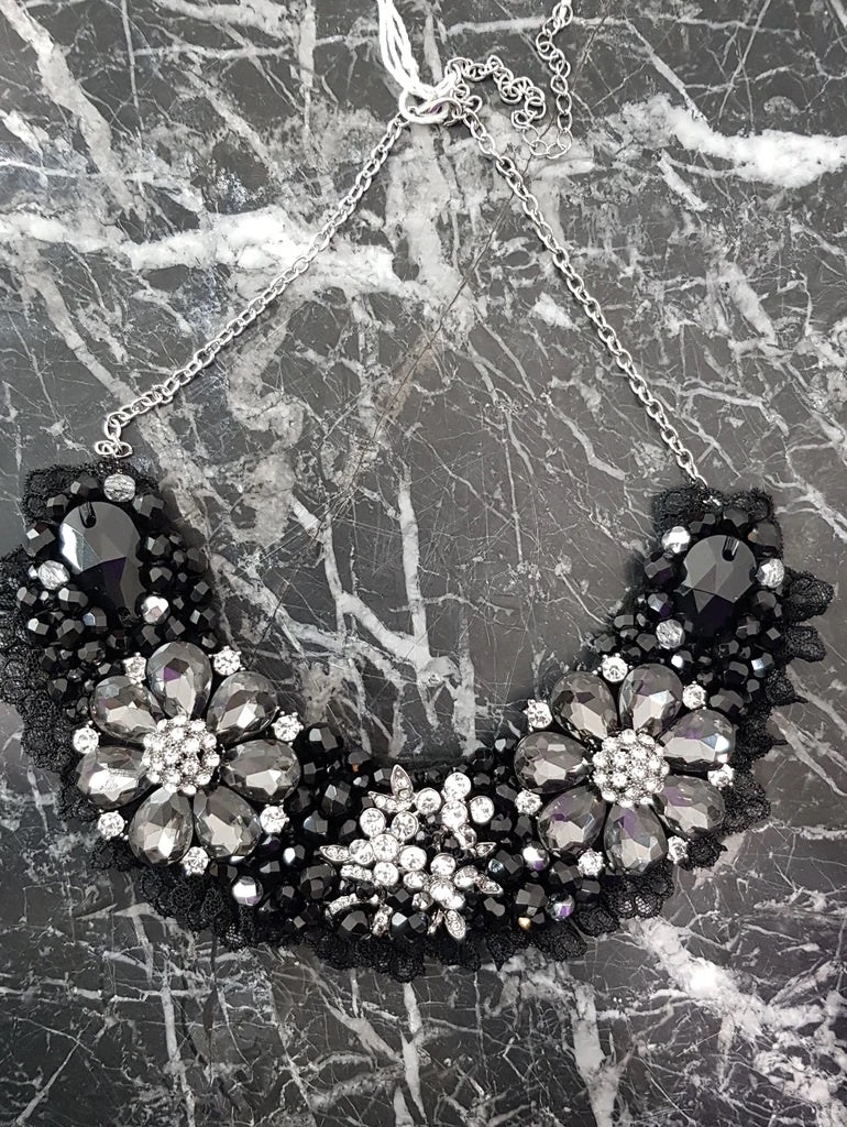 Small Collar - Black & Silver with Black Lace