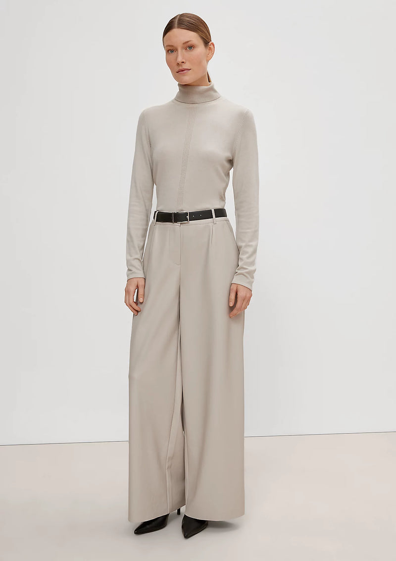 Leather belt with Buckle