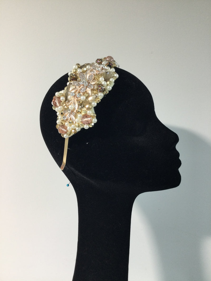 Plumeria in Gold & Pearl Crystals