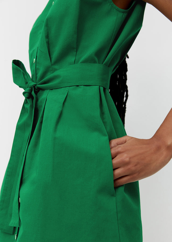 Sleeveless Fitted Dress in Green