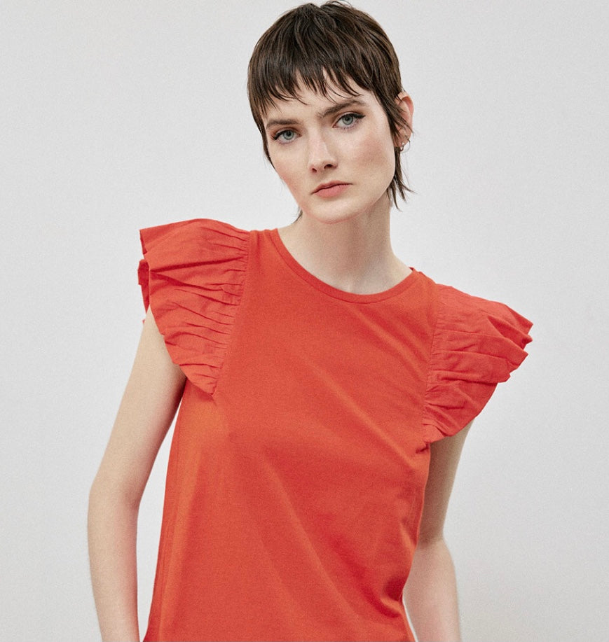 T-shirt with Frilly Sleeves in Coral