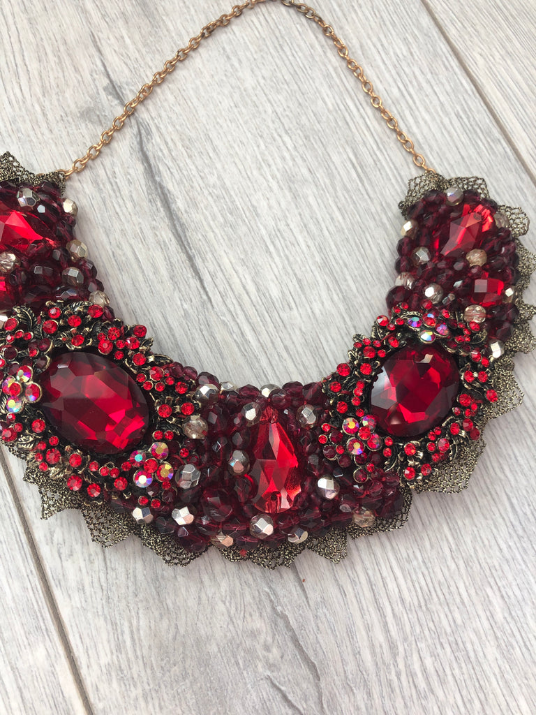 Small Collar - Burgundy Red with a touch of Gold
